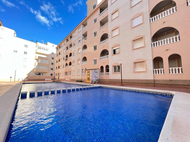 #1ZA10244 Apartament na sprzedaż w Torrevieja