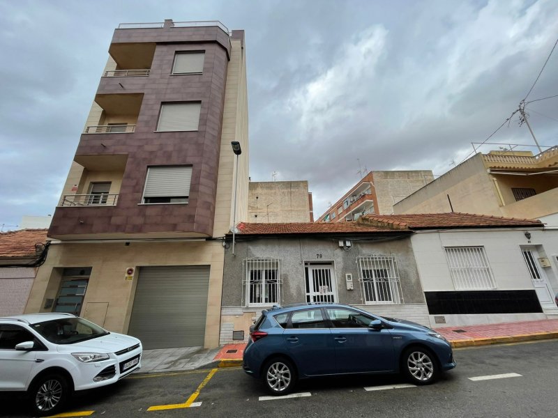 #1ZA7162 House for sale in Torrevieja