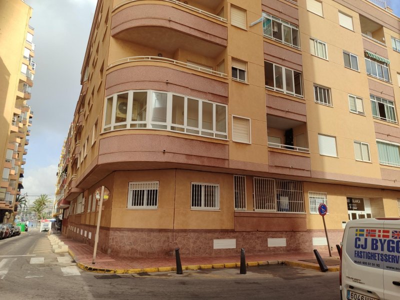 #1ZA9018 Apartament na sprzedaż w Torrevieja