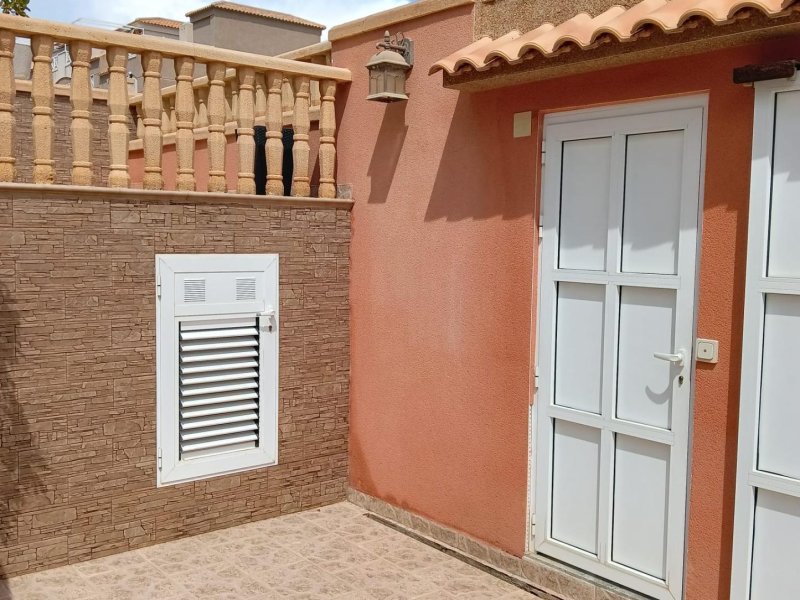#1ZA9396 Dom na sprzedaż w Torrevieja